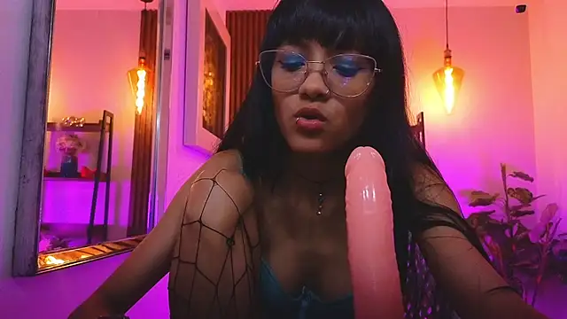 Chat XXX en directo de Cherry_Vixen_