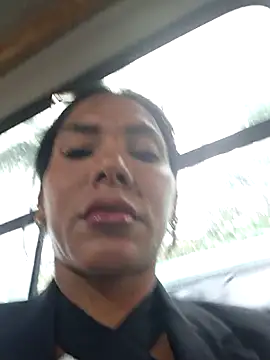 Doll_Loren – Naživo XXX chat