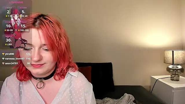 Chat XXX en directo de Lilly_Evanns