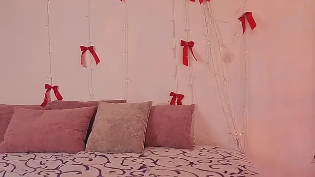 Chat +18 de Britney_Swisss ao vivo