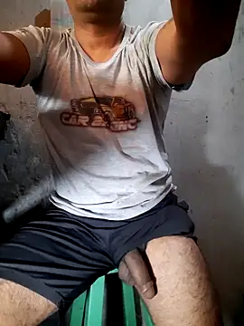 hecwil8 Show in webcam