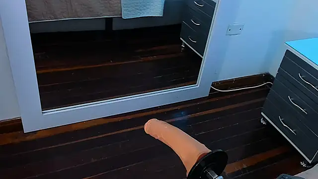 AdeleJhones – Naživo XXX chat