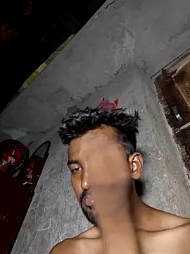 India_HOT23 Adlı Modelin Canlı XXX Sohbeti