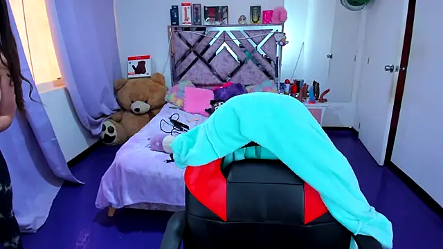 Luna_Analya Adlı Modelin Canlı XXX Sohbeti