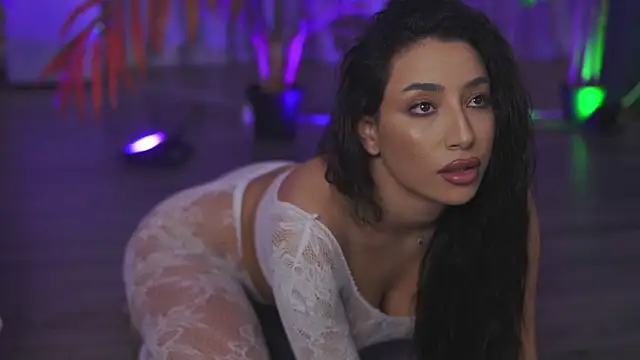 GinaValentinnan Live XXX chat