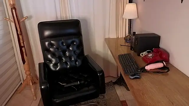 Pamela_Johnsonn 现场XXX聊天