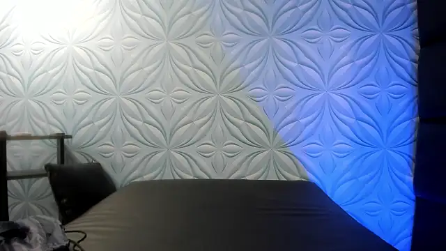 bad_boy_cum_のウェブカメラショー