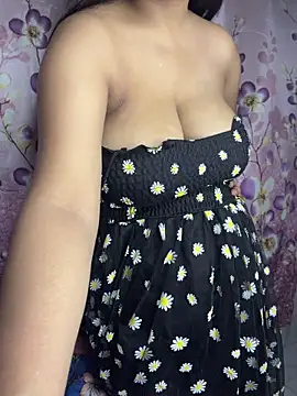 Sweet_Zoya59's Webcam Show