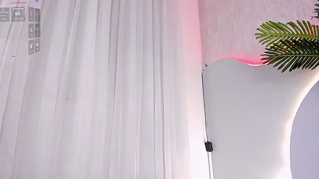 CannelaSmithのライブXXXチャット