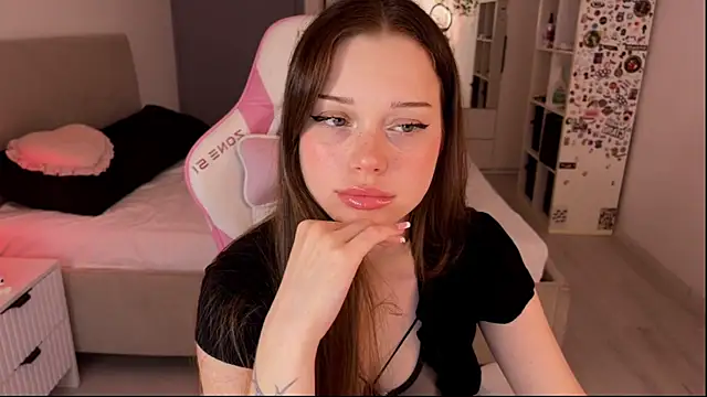 Lisa_MoonesのライブXXXチャット