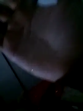 LeachedRelish 网络视讯表演