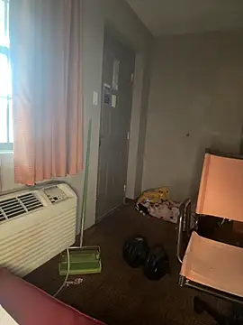 Stressreliever82 现场XXX聊天