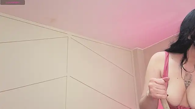 sharonnleon 现场XXX聊天