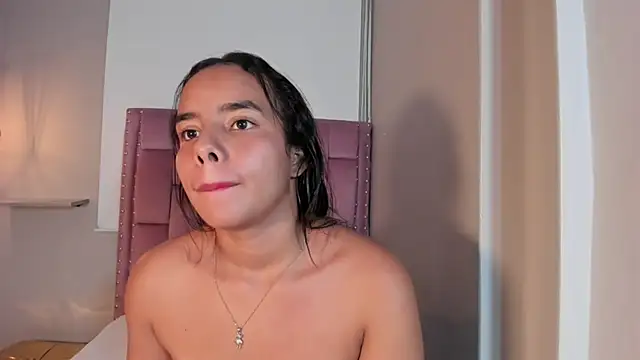 Chat XXX ao vivo de Roxy_Stonee