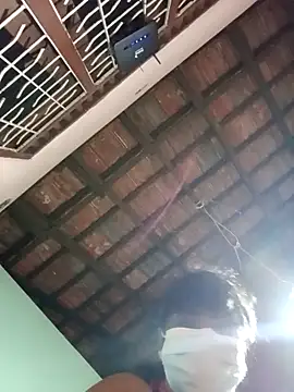 honeyi_babe Pertunjukan Webcam