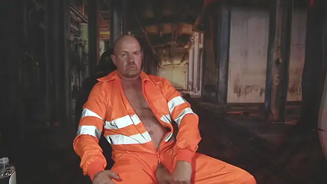 عرض كام ManlyPrisonGuy