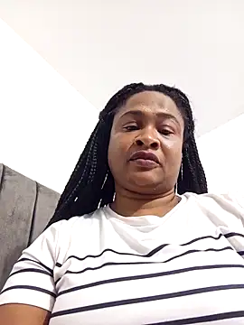 Czat XXX na żywo – luxy_benet