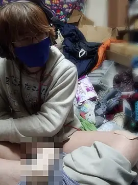 tocchiki élő XXX-chatje