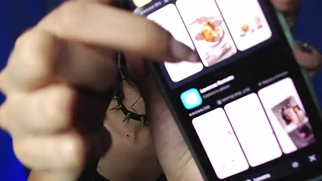 bellatrix25's Live XXX Chat