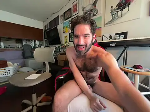 Pokazy przed kamerką – Pupscritch