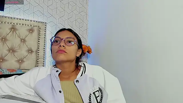 ValeAlvarez_ Live XXX-chat