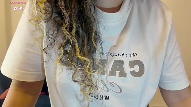 _neesha_414_ 现场XXX聊天