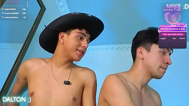 Chat XXX en directo de Mike_Benelli