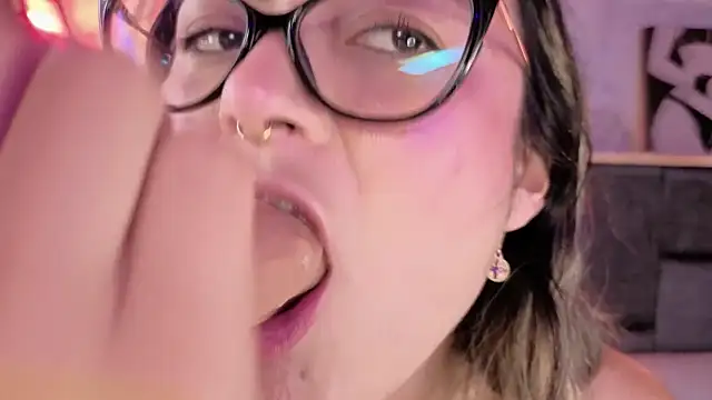 Chat XXX Live Im-Lola