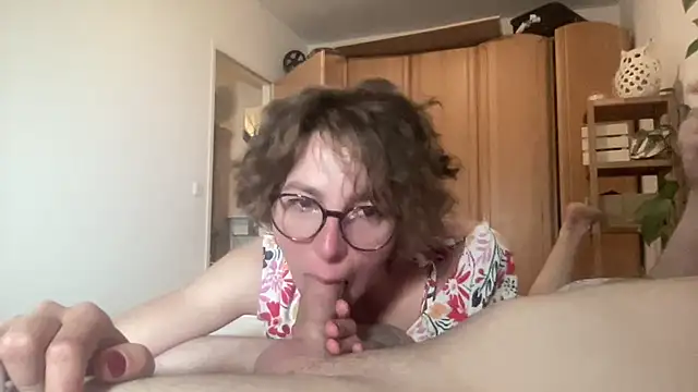 friends-with-benefits' Webcam Show