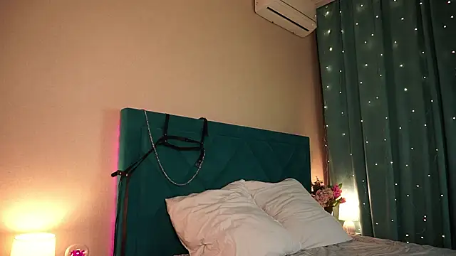 XXX chat uživo modela ywixos