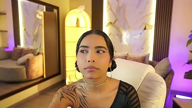 GiaNovak: онлайн-секс-чат