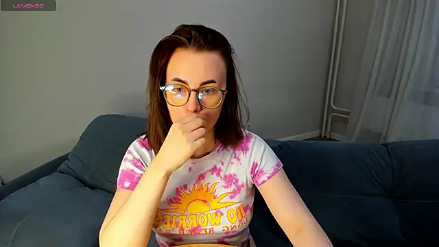 MewStella Adlı Modelin Canlı XXX Sohbeti