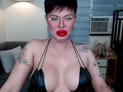 AlluringKianna – webcam-show