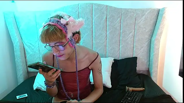 Angel_adrien's Live XXX Chat