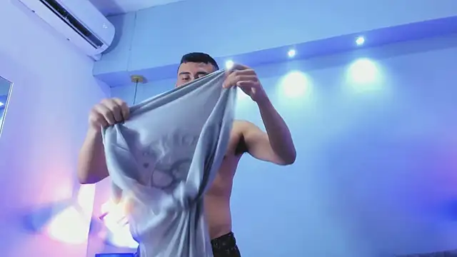 دردشة Eross_Santy الجنسية المباشرة