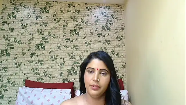 XXX chat uživo modela XIndianintimacy