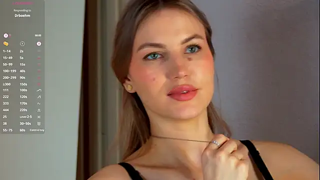 YungTessan Live XXX chat