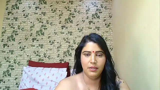 XIndianintimacy's Live XXX Chat