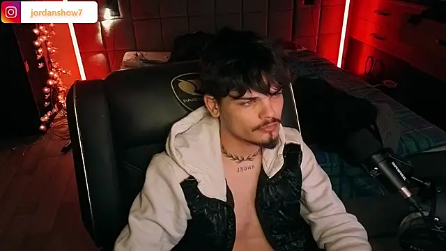 JordanShow Chat XXX live