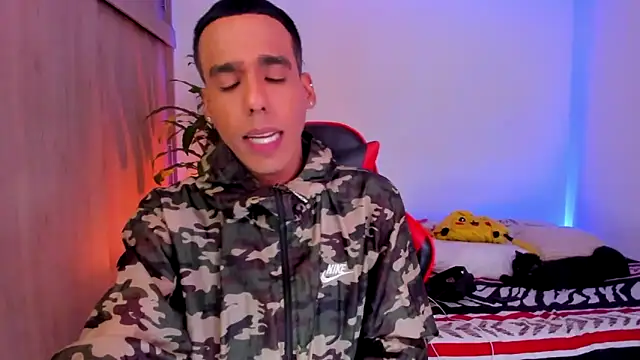 Damianwhite élő XXX-chatje