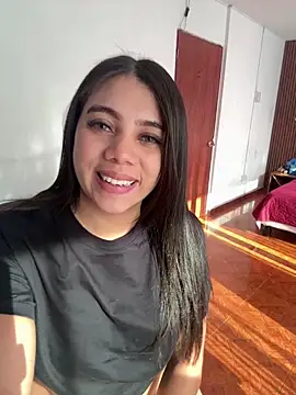 Luna_rousse26: онлайн-секс-чат