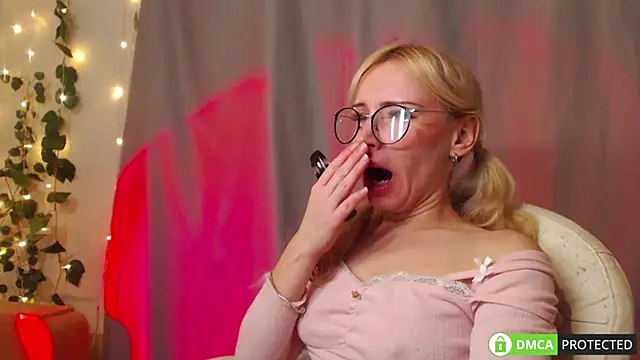 Czat XXX na żywo – Mia__Jensen