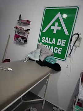 Nasty-Nurse Chat XXX live