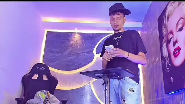 Iam_steven_ – webcam-show