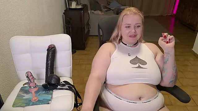 Chat XXX en directo de MargotGrey