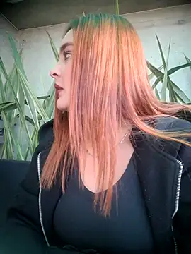 katty_42 Adlı Modelin Canlı XXX Sohbeti