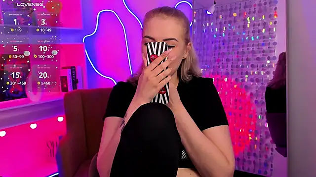 دردشة StephanieSweety الجنسية المباشرة