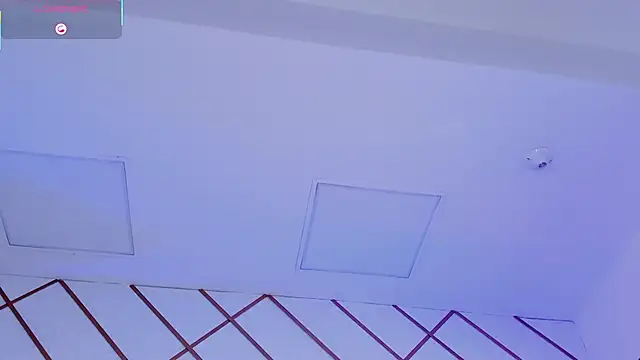 ZaraVesari Chat XXX live