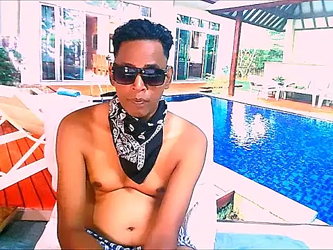 IndianHunk01 webkamerás műsora