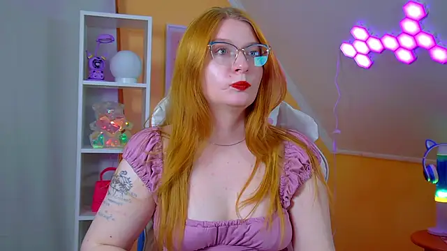 AliceAllisons Adlı Modelin Canlı XXX Sohbeti